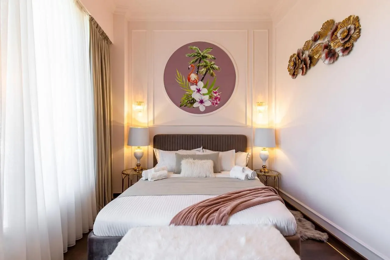 Locanda Holt Old Town Luxury Suites With Balcony Bucarest