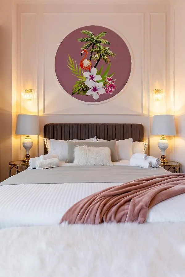 Locanda Holt Old Town Luxury Suites With Balcony Bucarest Romania