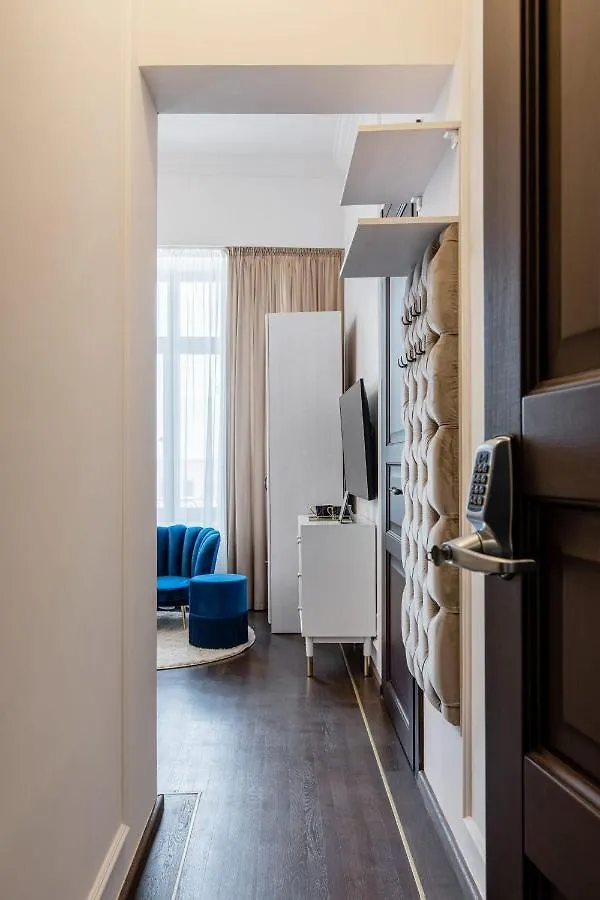 Holt Old Town Luxury Suites With Balcony بوخارست 0*,